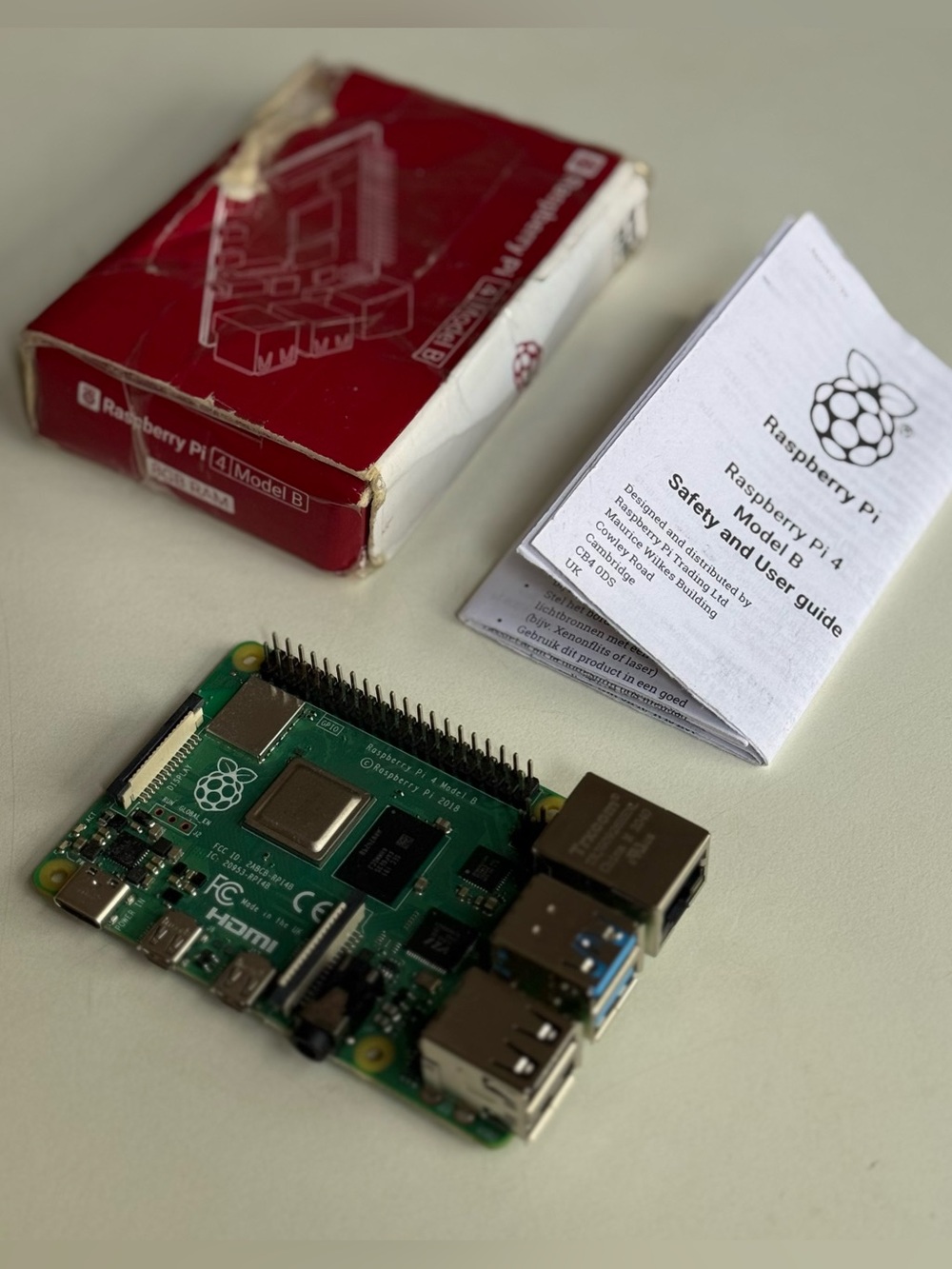 Raspberry Pi 4 Model B 8GB RAM Single Board Computer w/ Box & Manual Made In UK